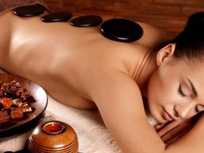 enveloppements-corporels Massage - Massage aux pierres